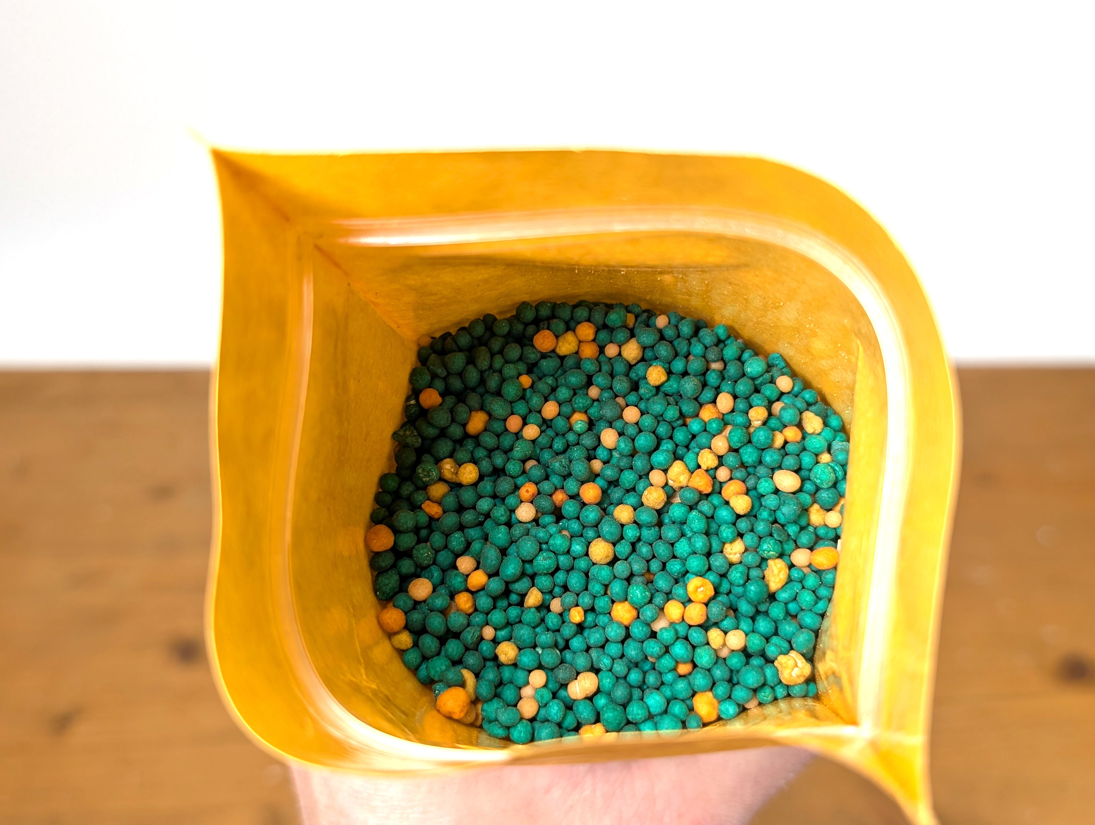 Slow Release Granular Houseplant Fertilizer
